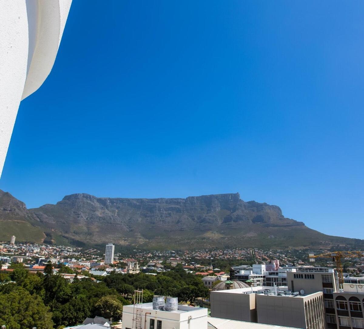 Stylish, Modern, Walk To Restaurants And Cbd Apartment Cape Town Exterior photo